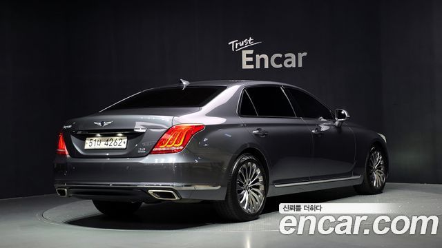 Genesis EQ900 3.8 GDI AWD Prestige 2017 — фото 2