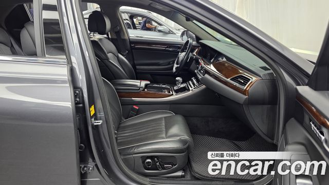 Genesis EQ900 3.8 GDI AWD Prestige 2017 — фото 11