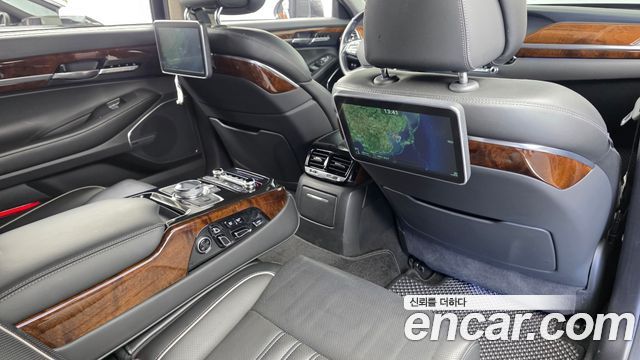 Genesis EQ900 3.8 GDI AWD Prestige 2017 — фото 17