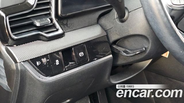 Kia Sportage (V) Gasoline 1.6 Turbo 2WD Prestige 2024 — фото 18
