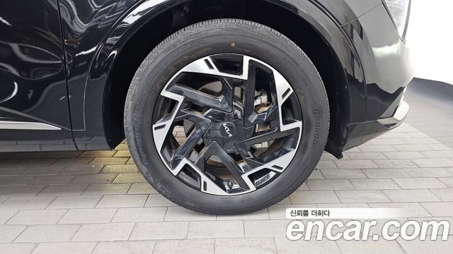 Kia Sportage (V) Gasoline 1.6 Turbo 2WD Prestige 2024 — фото 21