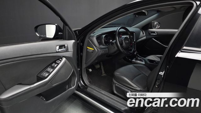Kia K5 Hybrid 500h Luxury 2015 — фото 10