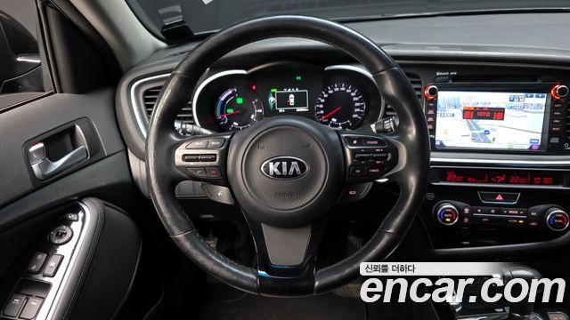 Kia K5 Hybrid 500h Luxury 2015 — фото 13