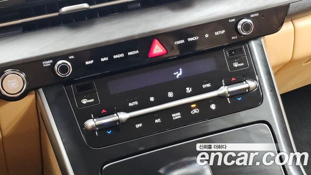 Kia Carnival (IV) Diesel 9-Seater Prestige 2022 — фото 17