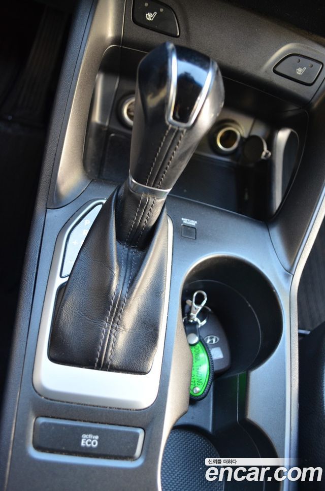 Hyundai Tucson ix Diesel(e-VGT) 4WD Smart special 2015 — фото 9