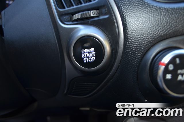 Hyundai Tucson ix Diesel(e-VGT) 4WD Smart special 2015 — фото 18