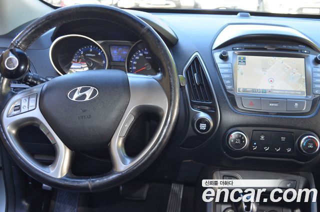 Hyundai Tucson ix Diesel(e-VGT) 4WD Smart special 2015 — фото 22
