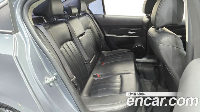 Chevrolet Amazing New Cruze 1.8 LT Deluxe 2016 — фото 11