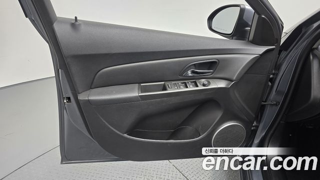Chevrolet Amazing New Cruze 1.8 LT Deluxe 2016 — фото 24