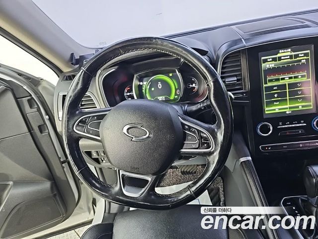 Renault Korea QM6 Diesel 4WD LE 2017 — фото 9