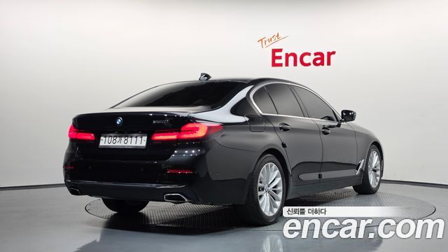 BMW 5 Series (G30) 520i Luxury 2021 — фото 2