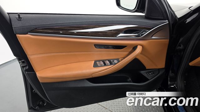 BMW 5 Series (G30) 520i Luxury 2021 — фото 24