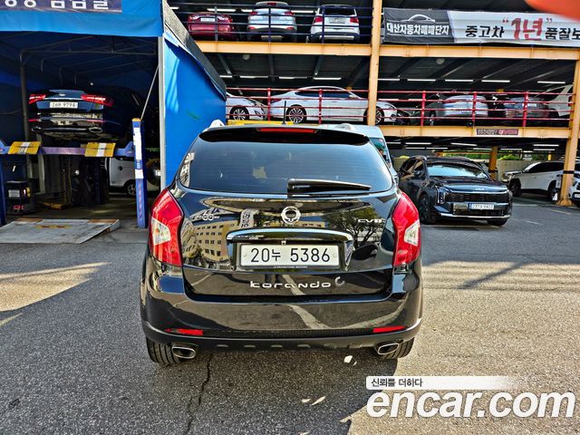KG Mobility (SsangYong) Korando C 2.0 Advanture 60th Edition 2WD 2015 — фото 7