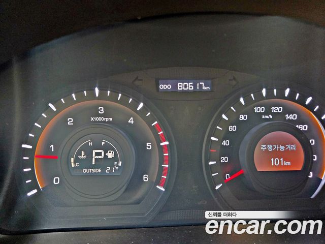 KG Mobility (SsangYong) Korando C 2.0 Advanture 60th Edition 2WD 2015 — фото 15