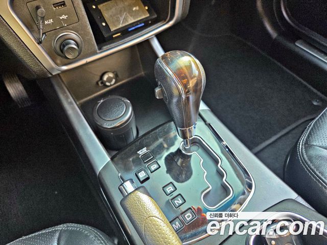 KG Mobility (SsangYong) Korando C 2.0 Advanture 60th Edition 2WD 2015 — фото 16