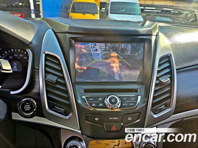 KG Mobility (SsangYong) Korando C 2.0 Advanture 60th Edition 2WD 2015 — фото 22