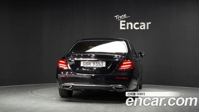 Mercedes-Benz E-Class (W213) E300 Avantgarde 2019 — фото 4