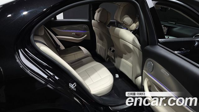 Mercedes-Benz E-Class (W213) E300 Avantgarde 2019 — фото 12