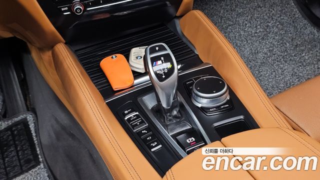 BMW X6 (F16) M50d 2017 — фото 9