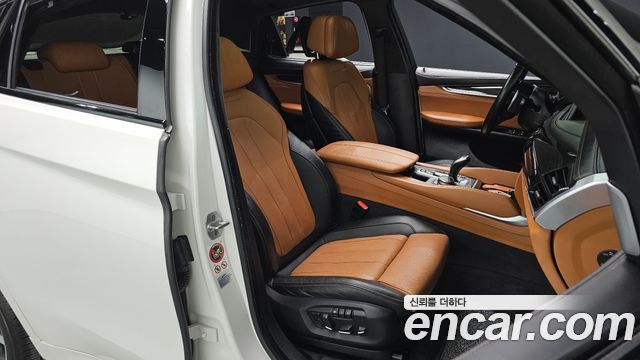 BMW X6 (F16) M50d 2017 — фото 26