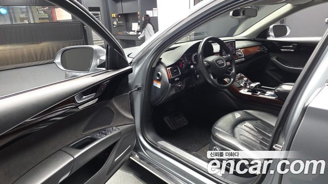 Audi A8 3.0 TFSI Quattro D4 2012 — фото 10