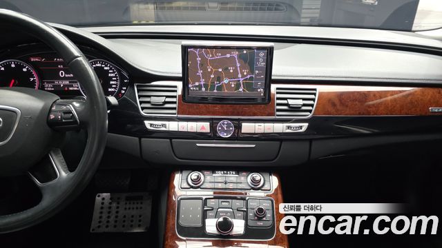 Audi A8 3.0 TFSI Quattro D4 2012 — фото 18