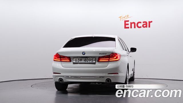 BMW 5 Series (G30) 520d Luxury Special Edition 2018 — фото 4
