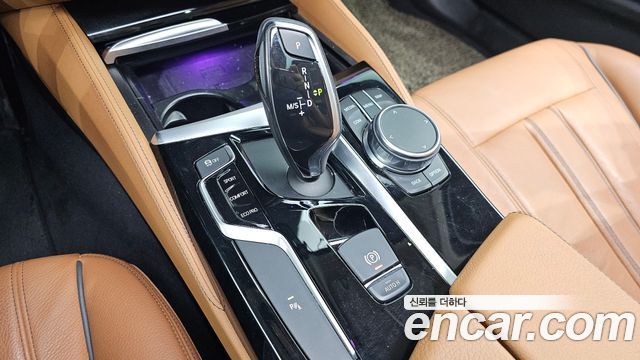 BMW 5 Series (G30) 520d Luxury Special Edition 2018 — фото 9