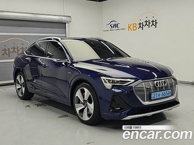 Audi e-tron 55 Quattro Sportback 2022 — фото 4