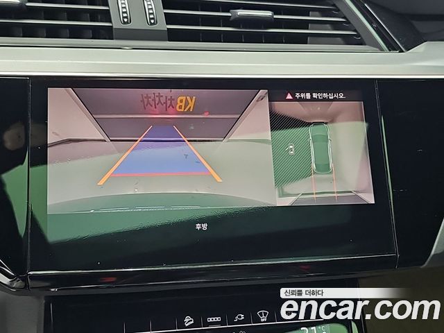 Audi e-tron 55 Quattro Sportback 2022 — фото 20