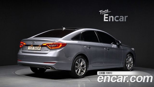 Hyundai Sonata (LF) 2.0 Premium 2015 — фото 2