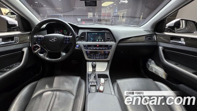 Hyundai Sonata (LF) 2.0 Premium 2015 — фото 7