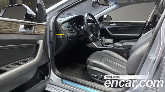 Hyundai Sonata (LF) 2.0 Premium 2015 — фото 10
