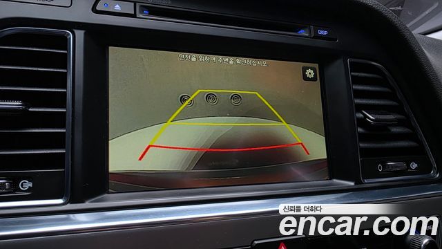 Hyundai Sonata (LF) 2.0 Premium 2015 — фото 15