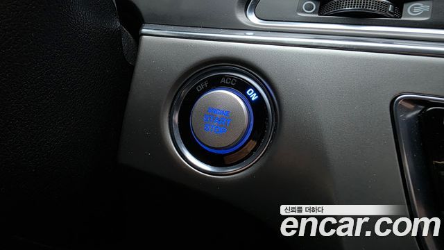 Hyundai Sonata (LF) 2.0 Premium 2015 — фото 16