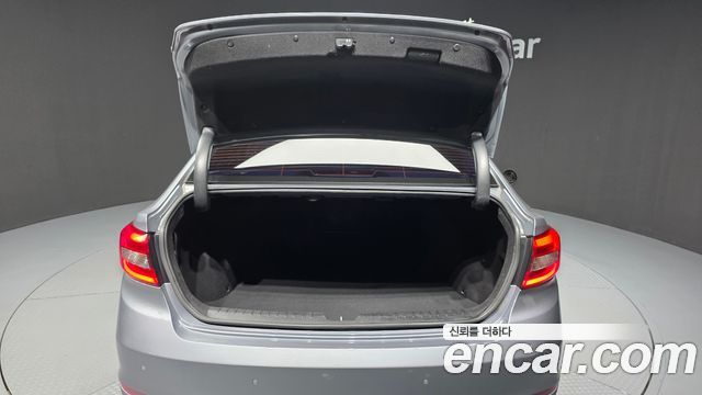 Hyundai Sonata (LF) 2.0 Premium 2015 — фото 20