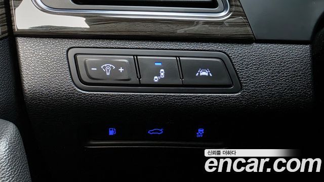 Hyundai Sonata (LF) 2.0 Premium 2015 — фото 28