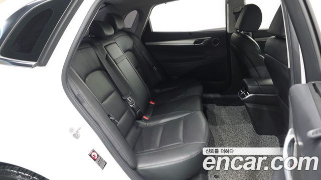 Hyundai Grandeur (IG) 2.5 Le Blanc 2023 — фото 12