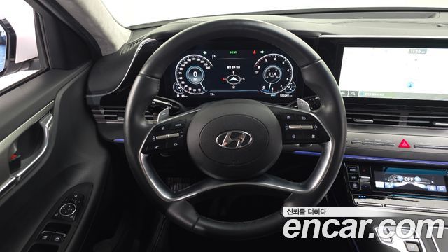 Hyundai Grandeur (IG) 2.5 Le Blanc 2023 — фото 13