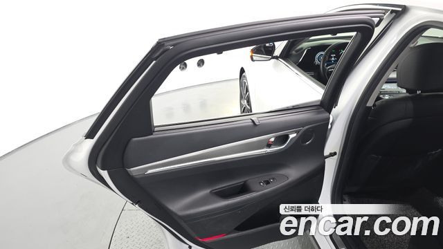 Hyundai Grandeur (IG) 2.5 Le Blanc 2023 — фото 25