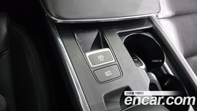Hyundai Grandeur (IG) 2.5 Le Blanc 2023 — фото 32