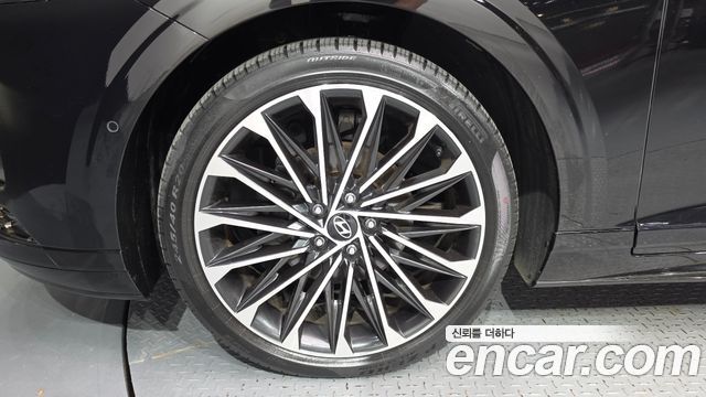 Hyundai Grandeur Hybrid (GN7) Calligraphy 2023 — фото 5