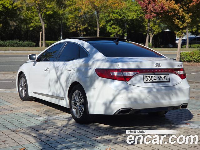 Hyundai Grandeur (HG) HG240 Modern 2015 — фото 4