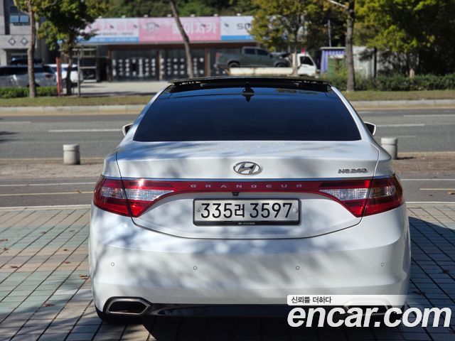 Hyundai Grandeur (HG) HG240 Modern 2015 — фото 5