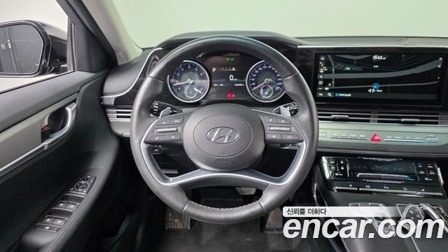 Hyundai Grandeur (IG) 3.0 LPi Rent Car Modern 2022 — фото 13