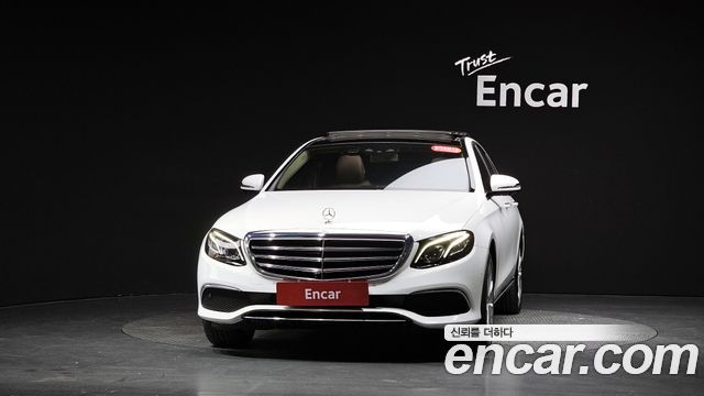 Mercedes-Benz E-Class (W213) E300 4MATIC Exclusive 2019 — фото 3