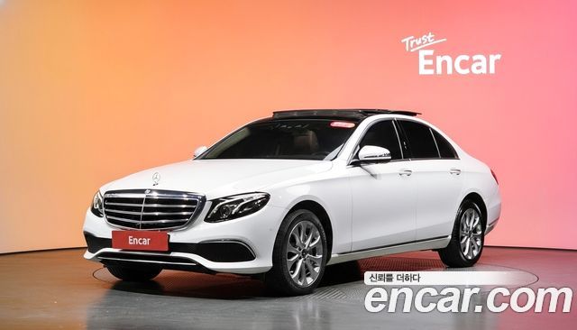 Mercedes-Benz E-Class (W213) E300 4MATIC Exclusive