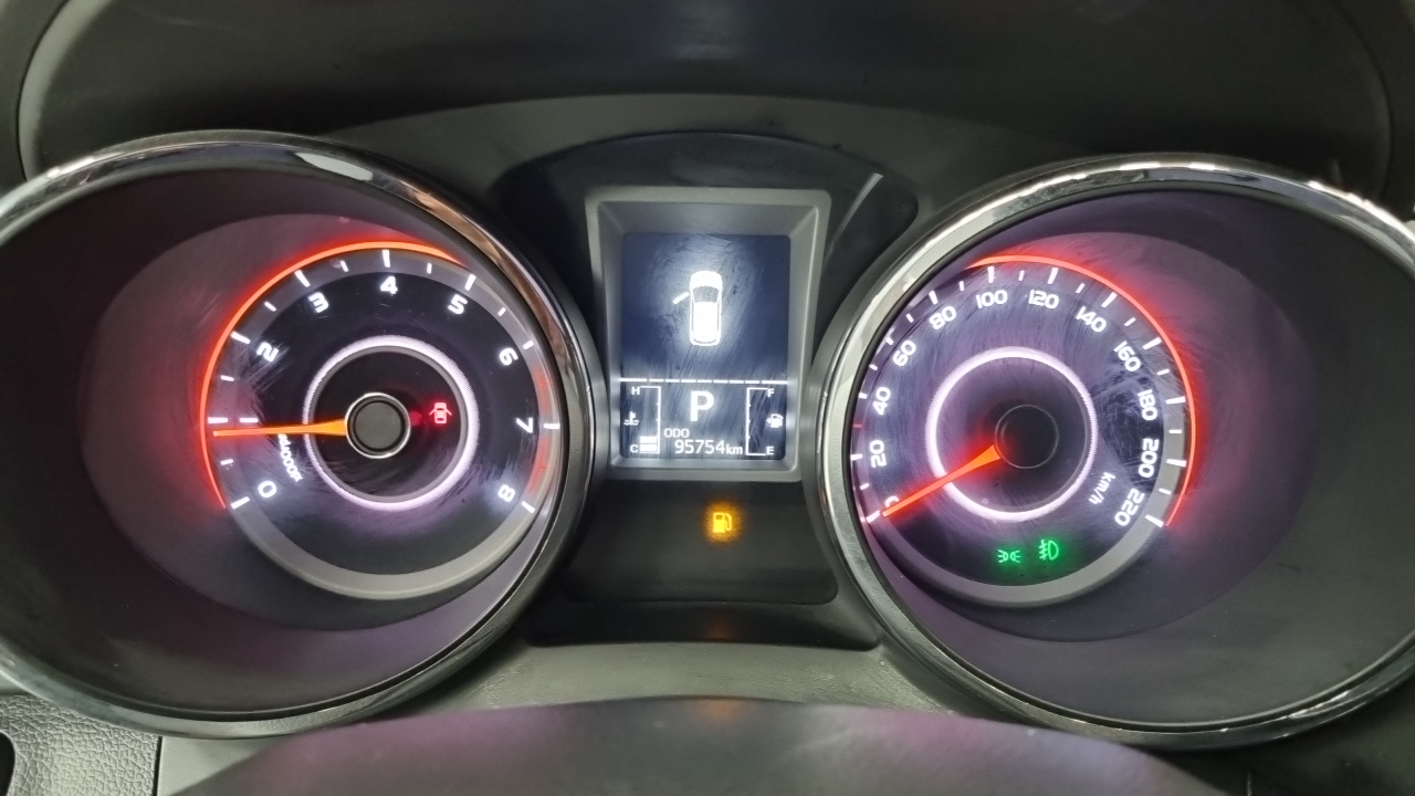 KG Mobility (SsangYong) Tivoli Armor Gear Edition 2WD 2018 — фото 8