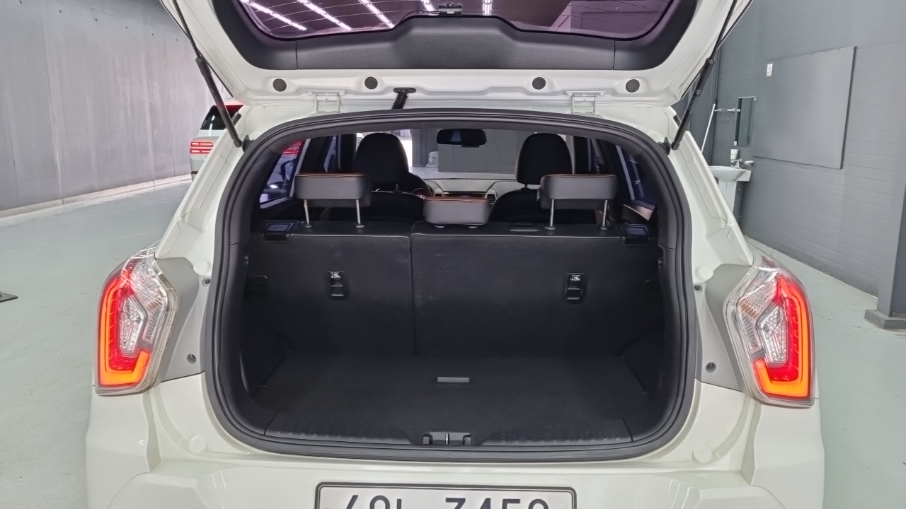 KG Mobility (SsangYong) Tivoli Armor Gear Edition 2WD 2018 — фото 22