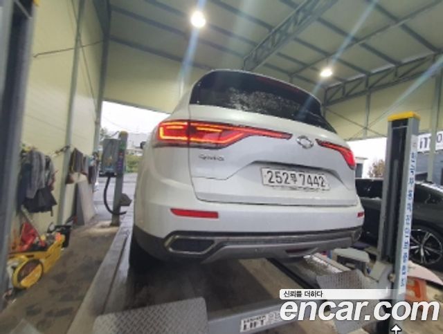 Renault Korea QM6 2.0 GDe LE Signature 2WD 2023 — фото 2